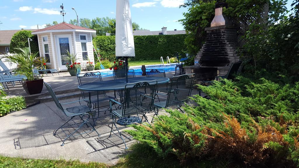 Bed and Breakfast Douces Évasions à Saint-Anselme Extérieur photo